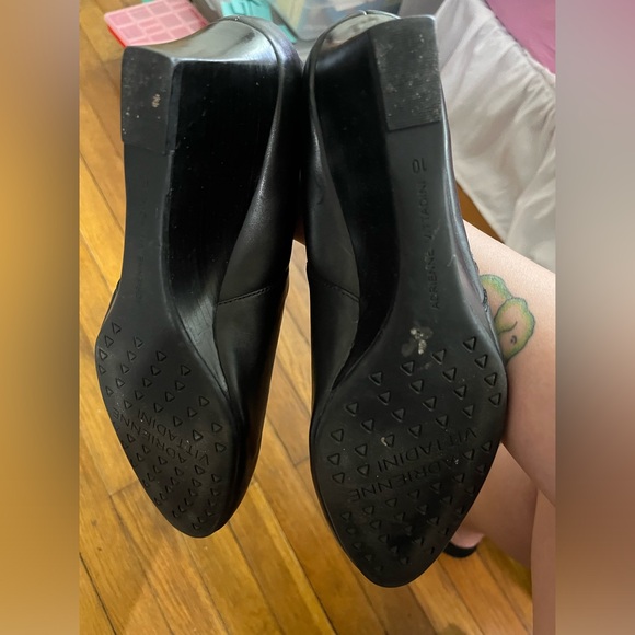 Boots - Picture 2 of 5